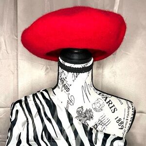 NWOT - Elegant Red Beret